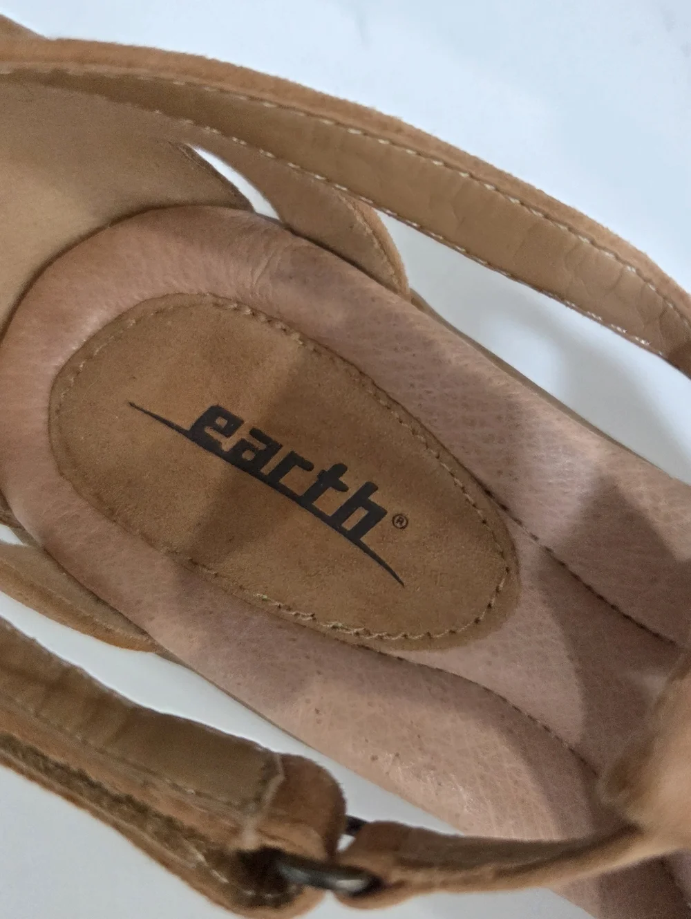 Earth Suede Wedge Sandals Women’s Tan Comfort Shoes Open Toe Slingback Size 10